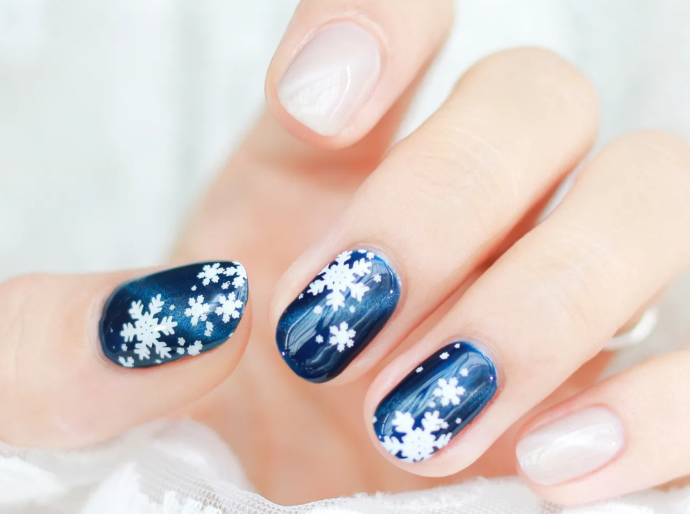 想成为美甲达人来西宁千指美业培训学校美甲班 一对一小班教学 包教包会